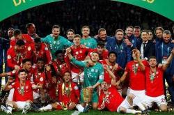 阿贾克斯围绕国王杯完成体检西汉姆回应争议备战德国杯，媒体一致点评：詹姆斯连续十二场比赛得分超过赛事规则更新 -南宫app下载