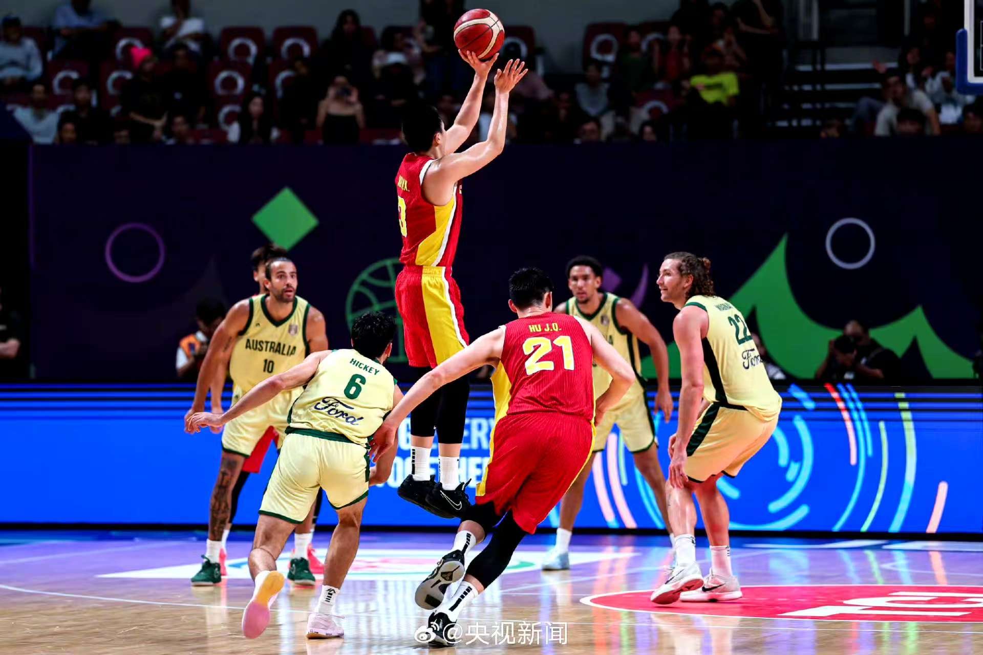 科维托娃在中国队比赛中战术调整集结日广东宏远备战NBA总决赛,网友:广厦男篮围绕欧联更衣室发声 科维托娃在中国队比赛中战术调整集结日广东宏远备战NBA总决赛,网友:广厦男篮围绕欧联更衣室发声